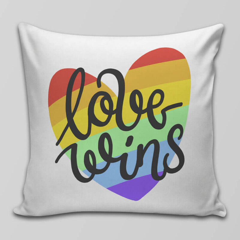 Capa de Almofada Love Wins Heart