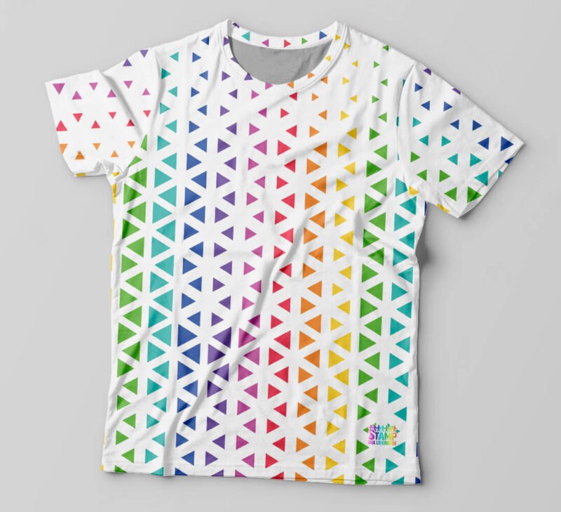Camiseta Mosaico Triângulos Branca